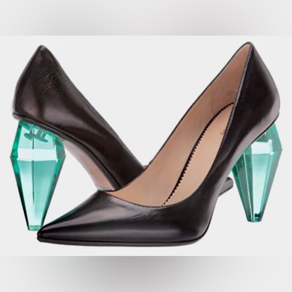 New Marc Jacobs jeweled emerald green “The Pump” diamond shaped heels
